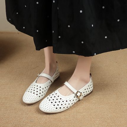 Women' Retro Slip- Ballet Mary Jane Shoes with Tassel Decor - Round Toe Flat Sandals Suitable for Dance, Casual & Casual Attire, Breathable Soft Sole & Cushioned Insole, Sole for Stability, Women Shoes